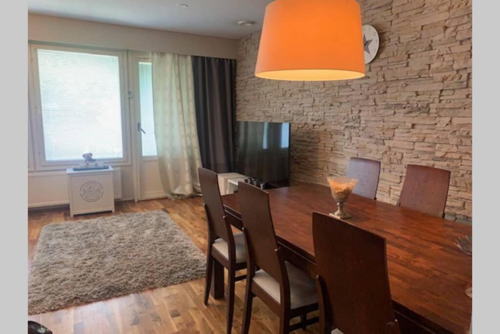 Appartement Luxus House With Sauna Nearby Airport à Vantaa Extérieur photo